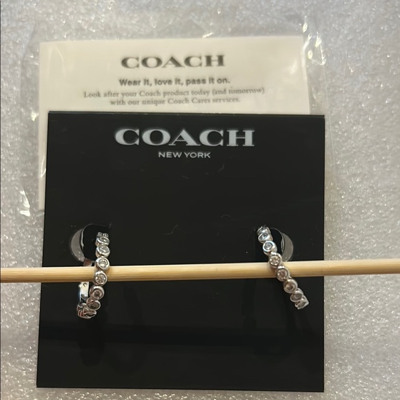 COACH Silver Mini Hoop Earrings NEW - Picture 1 of 5